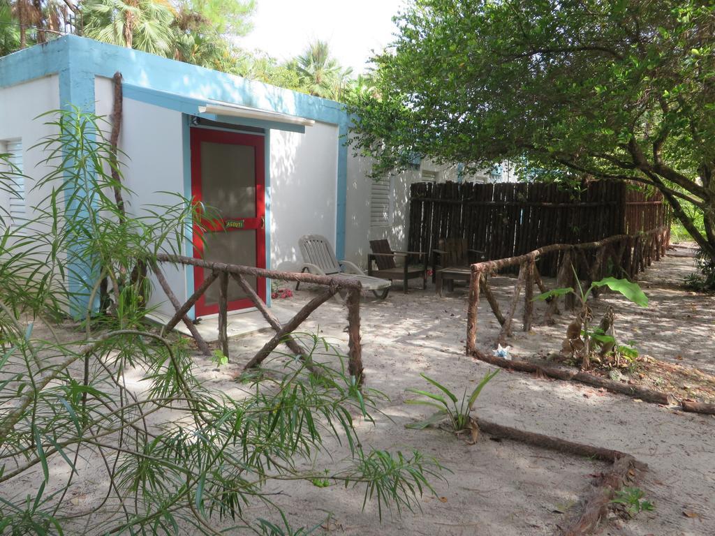 Simberts Apartments Maya Beach Room photo
